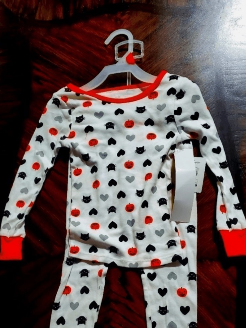 Kids White Halloween Pumpkin & Hearts Pajama Set - Red Trim